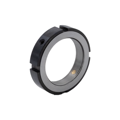 Axle nut