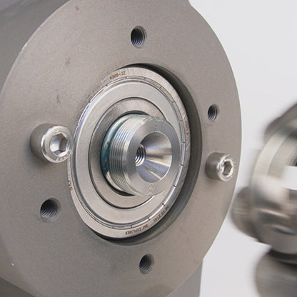 Axle nut