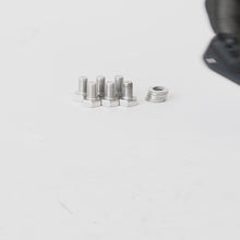 Set of valve ball guides