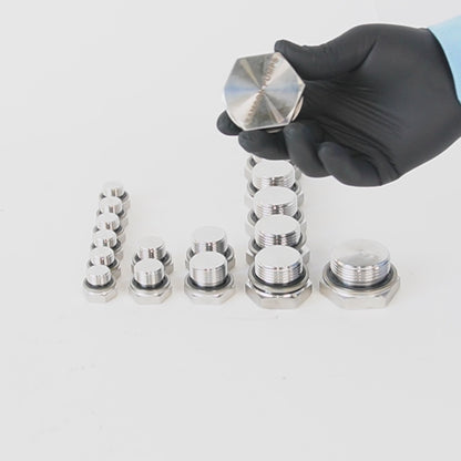 Set of plugs