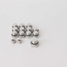 Set of plugs